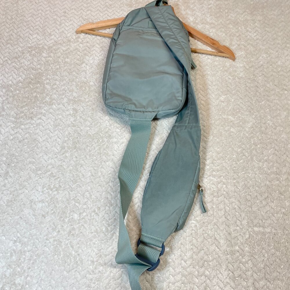 adidas Essentials‎ 2 Sling Crossbody Recycled Bag Gray Green | Utility Gorpcore - Picture 3 of 13